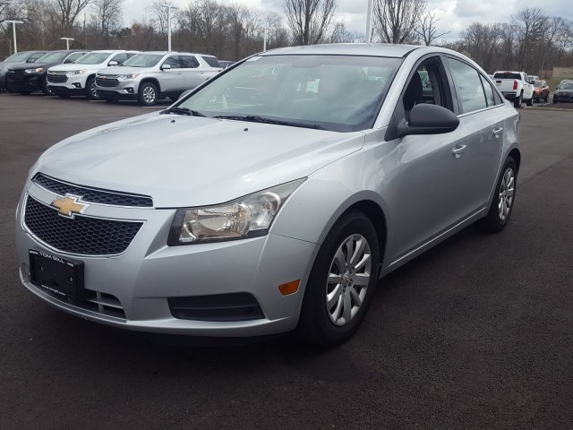 Pre-Owned 2011 Chevrolet Cruze LS FWD 4D Sedan